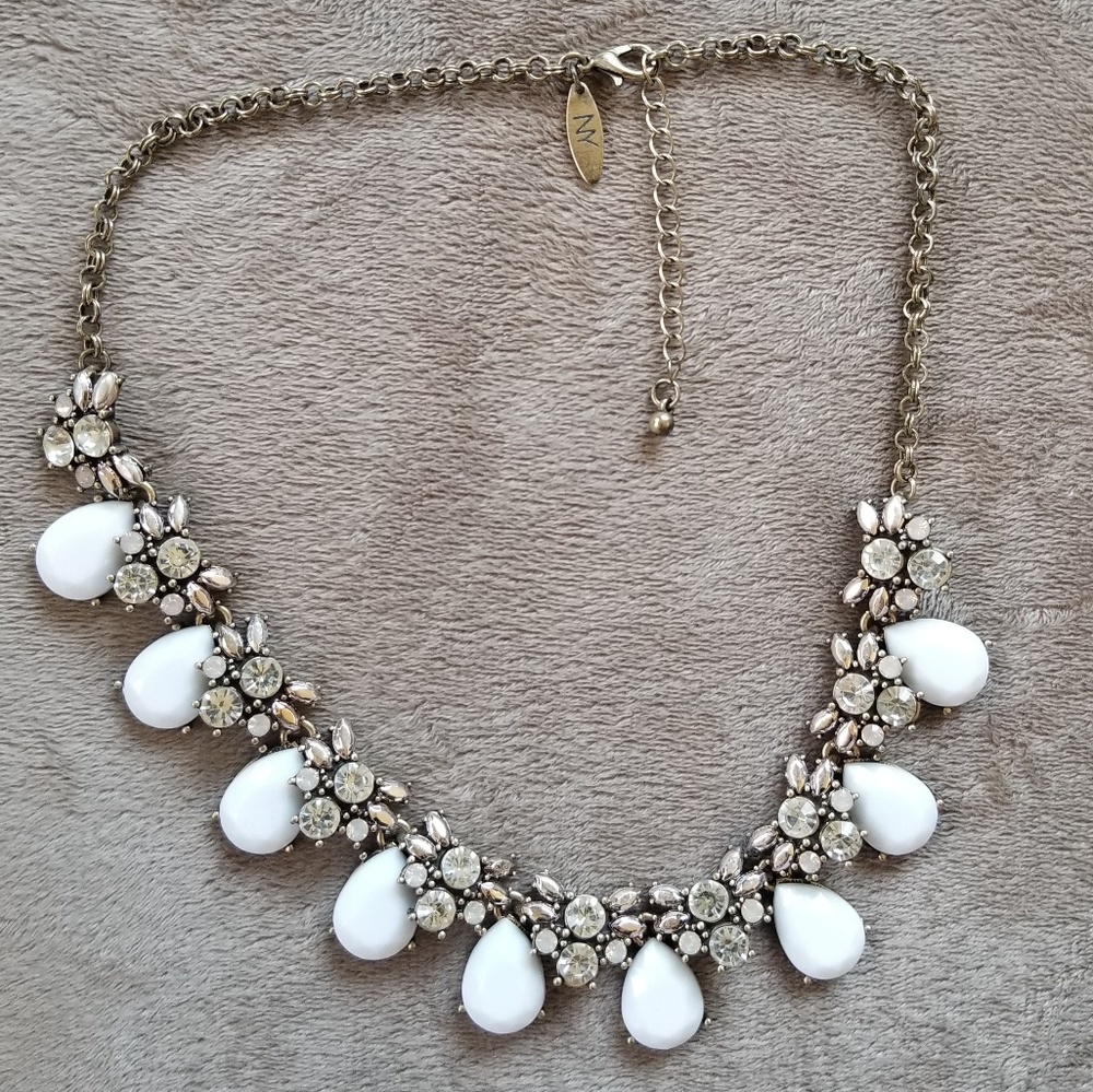 New York and Company Necklace